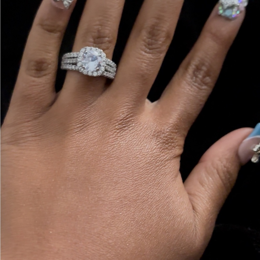 Elegant Silver Women's Ring Set